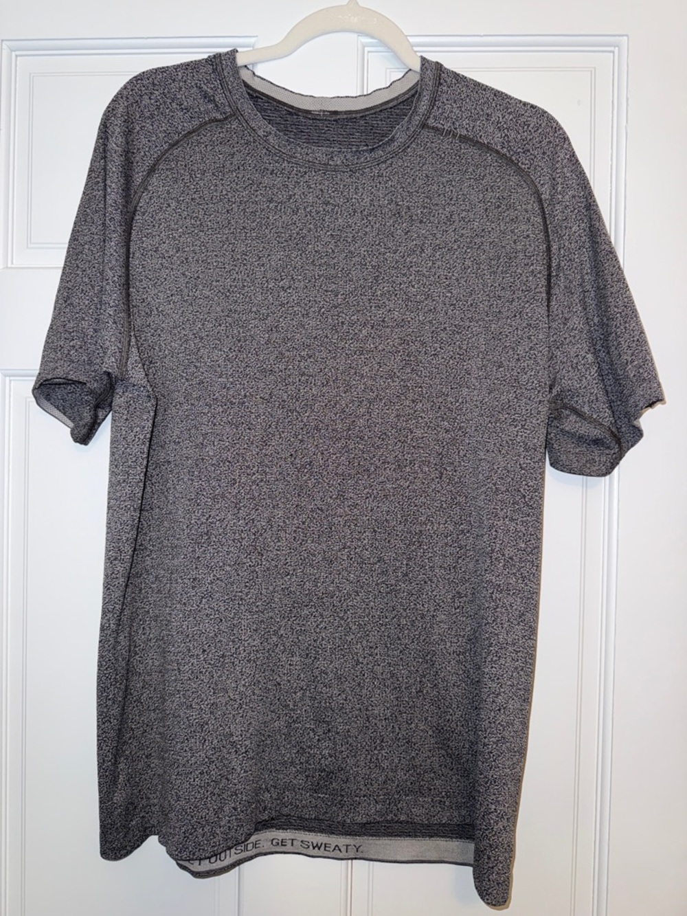 Lululemon Metal Vent Tech Men's Heather Charcoal Short-Sleeve Performance Tee